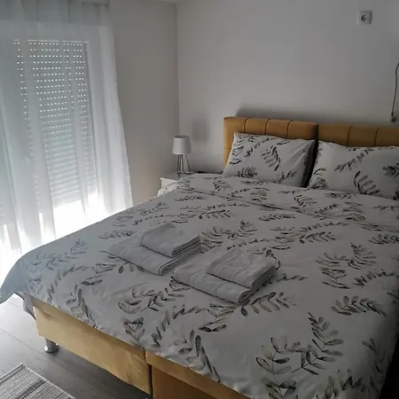 Studio Apartmani Banja Koviljaca Apartamento *